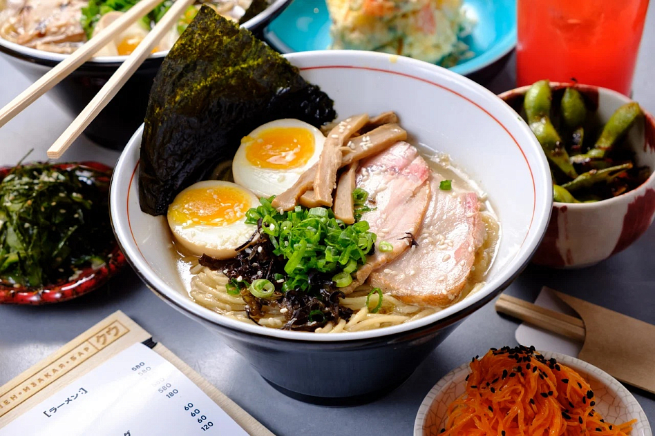 Ku: Рамен Изакая бар - предложения коктейли