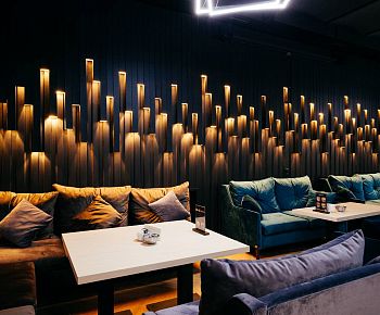 MOS lounge&bar (Кутузовская) (закрыт)