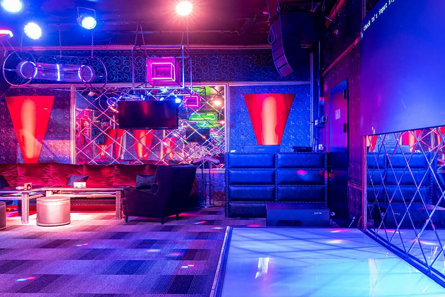 Red Rooms Караоке - фотография № 4
