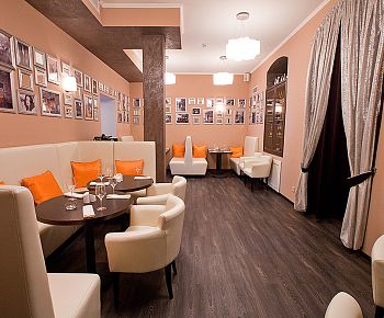 Brut Bar / Брют Бар (закрыт)