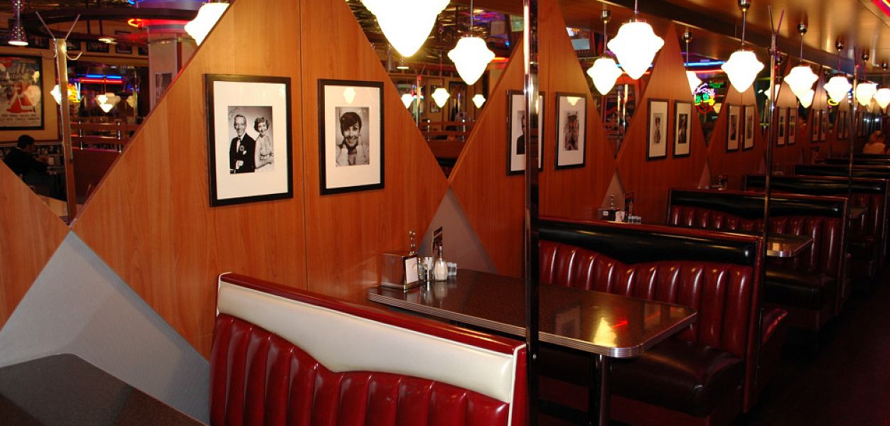 Beverly Hills Diner / Беверли Хиллс Дайнер (Никольская) закрыт - фотография № 12