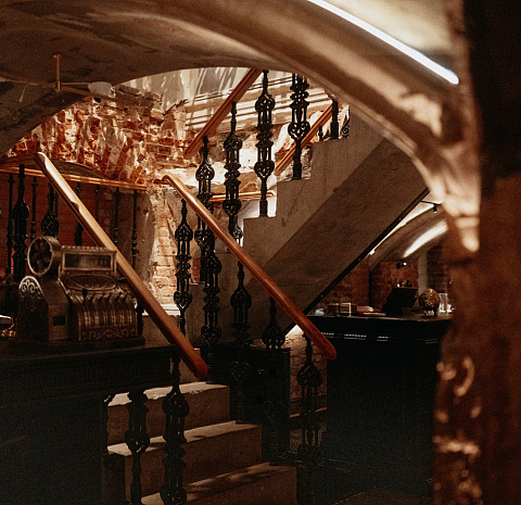 Mendeleev. Bar & Music