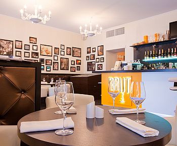 Brut Bar / Брют Бар (закрыт)