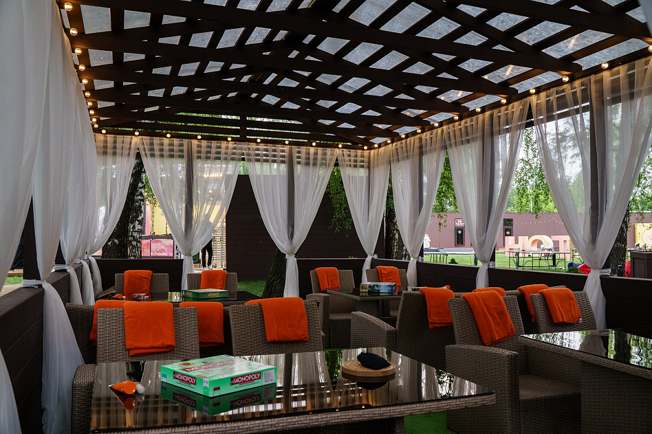 Берёзы парк - специальное оборудование диджейский пульт