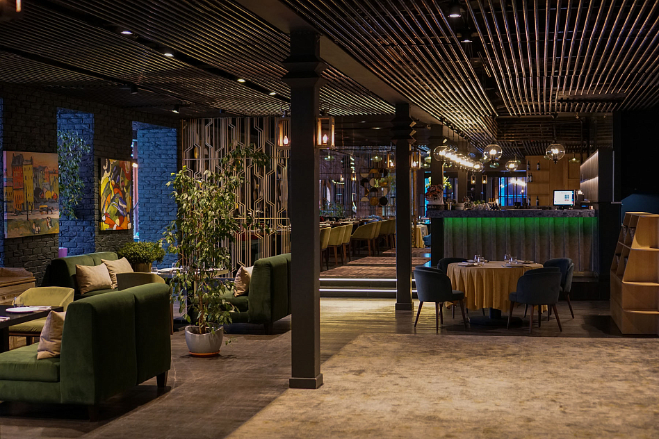 Трамплин / Амбассадори - особенности танцпол