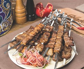 Кабоб (Голубинская ул.) закрыт