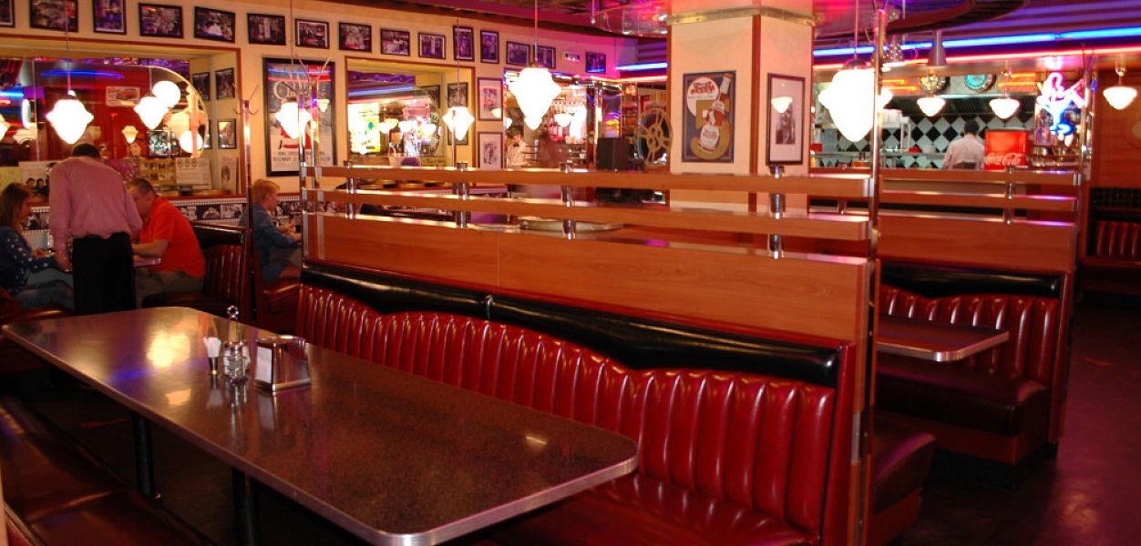 Beverly Hills Diner / Беверли Хиллс Дайнер (Никольская) закрыт - фотография № 15