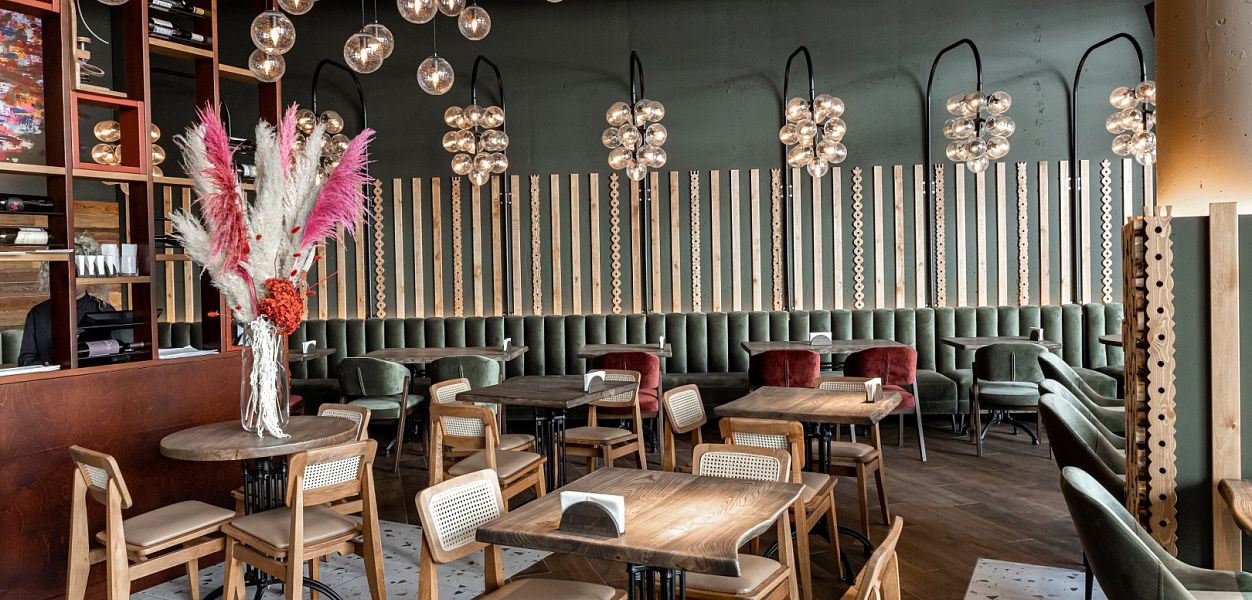 Lark Cafe - фотография № 1