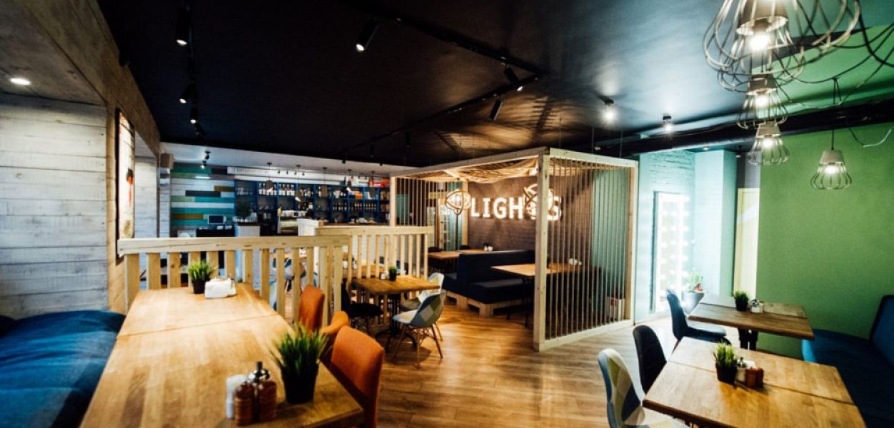 Lights cafe - фотография № 3