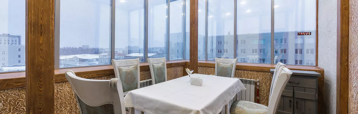 White Hall / Вайт Холл