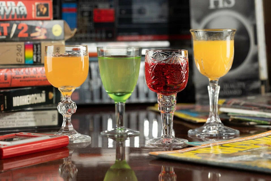 Евгенич (Цветной бульвар) - метро цветной бульвар