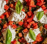 Локальные продукты и чистые вкусы: летнее обновление в «Сыроварне»