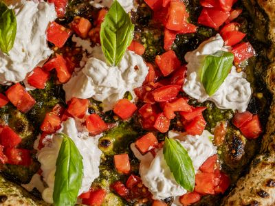 Локальные продукты и чистые вкусы: летнее обновление в «Сыроварне»