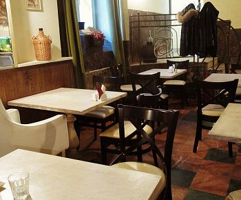 Argomento Backyard Bar
