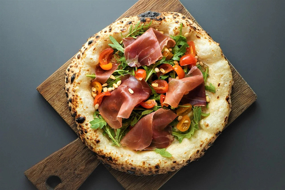 Пицца 22 сантиметра - кухня итальянская