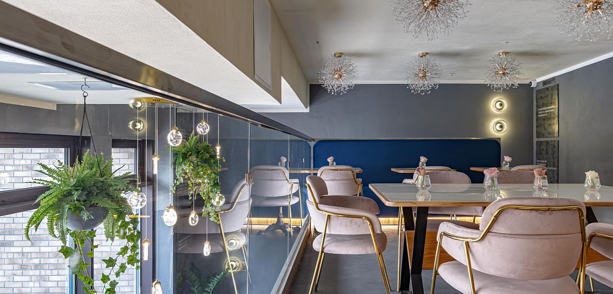 Louis Casual Food & Bar - фотография № 2