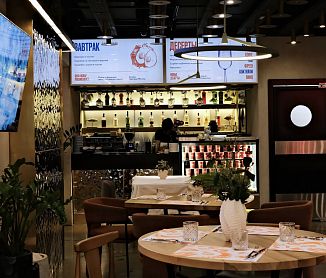 бронировать по телефону