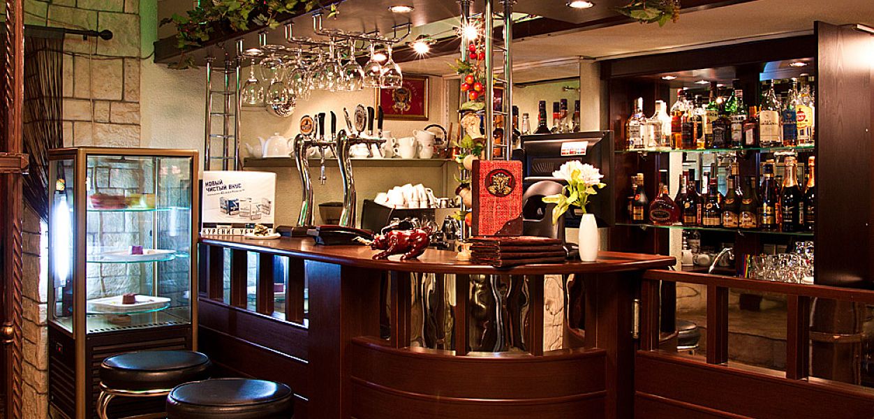 Roy Castle Pub (ex. Золотой телец) закрыт - фотография № 4