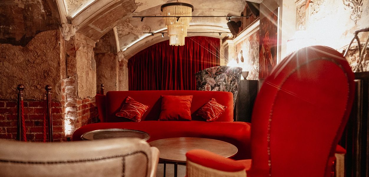 Mendeleev. Bar & Music - фотография № 5