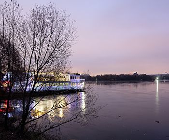 Теплоход «Жемчужина» (закрыт)