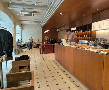 Aaark cafe