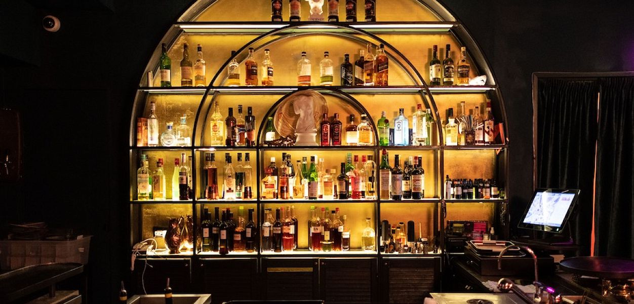 Dry & Wet Cocktail Bar - фотография № 7
