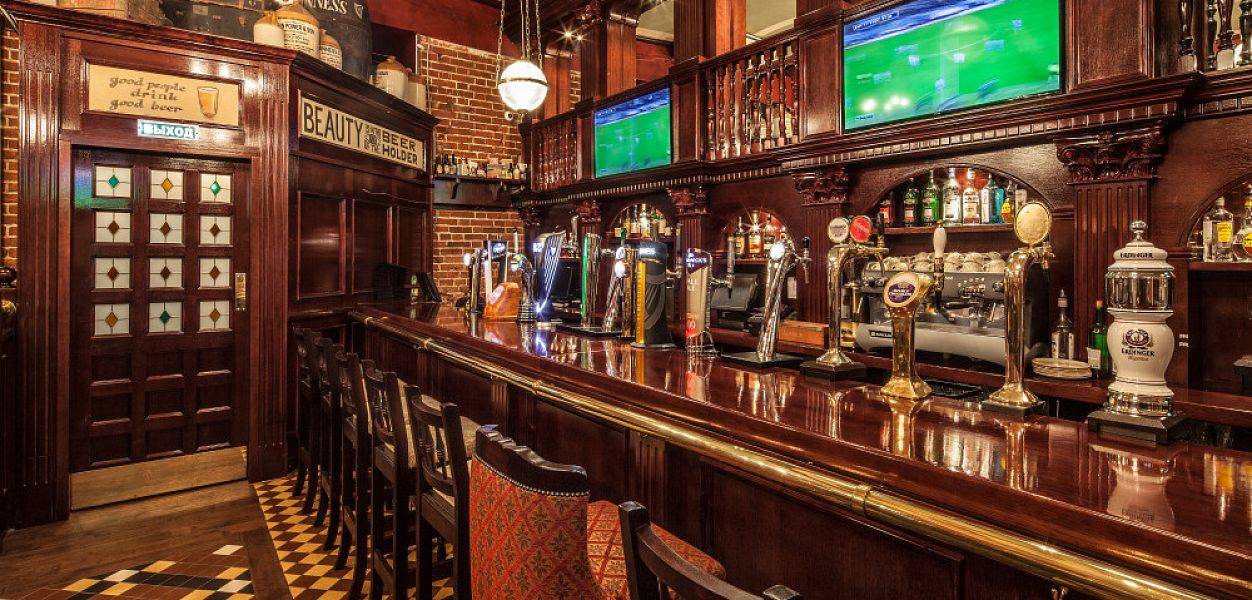 White Hart Pub - фотография № 8