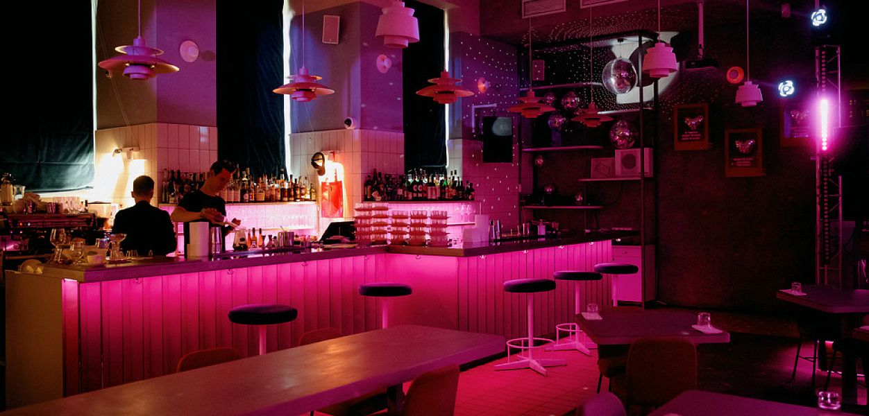 Happy End Bar & Kitchen - фотография № 2