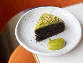 Десерт «Шоколадный авокадо» от шеф-повара Cafe Milano