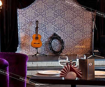 12 стульев КРЦ / «Остап Бендер» / «Шик и Блеск» / DJ-cafe «Васюки» (закрыт)