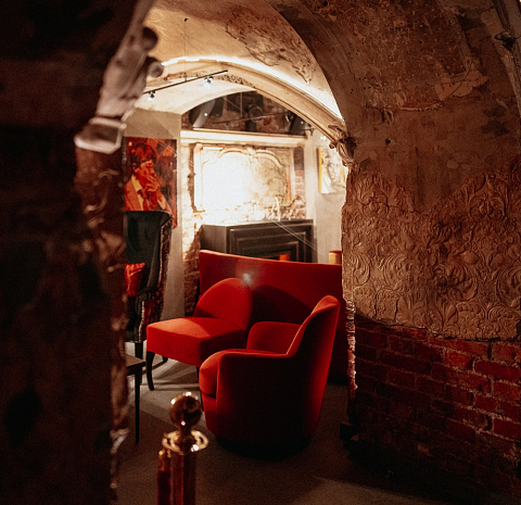 Mendeleev. Bar & Music