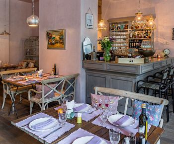 Cafe De Arts / Кафе Де Артс