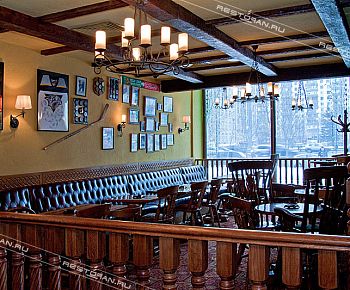 Johnnie Green Pub