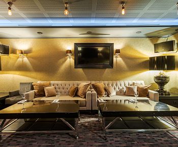 SOLOWAY karaoke club & night bar