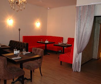 Караоке-клуб 8&8 (закрыт)