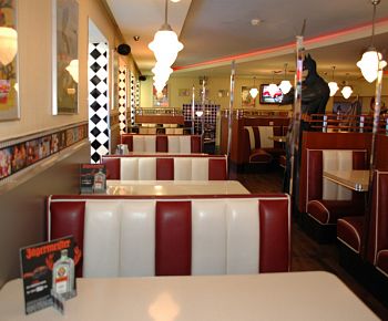 Beverly Hills Diner / Беверли Хиллс Дайнер (Тверская) закрыт