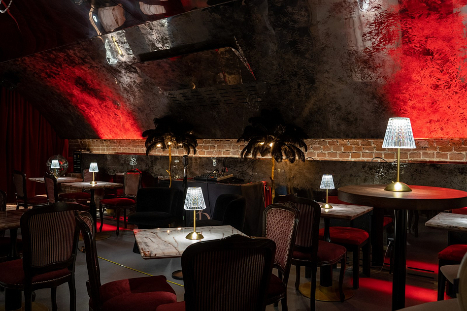 Петит Декаданс / Petite Decadence - музыка фоновая