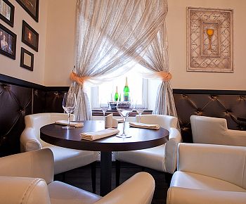 Brut Bar / Брют Бар (закрыт)