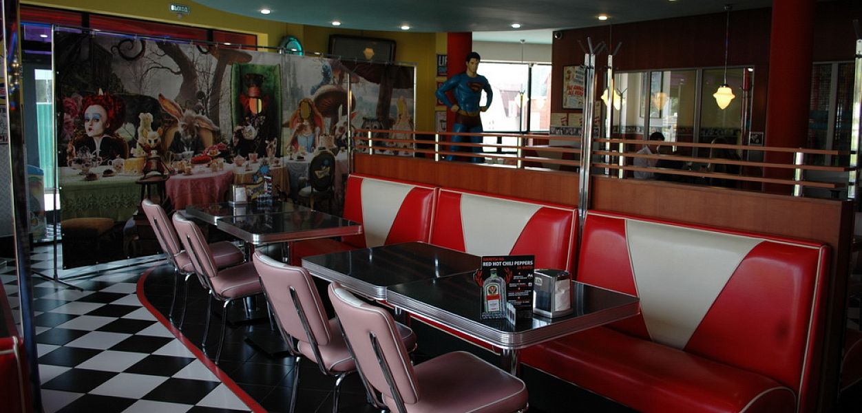 Hollywood / Голливуд (ex. Beverly Hills Diner / Беверли Хиллс Дайнер (Котельники) (закрыт) - фотография № 4