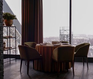 бронировать по телефону