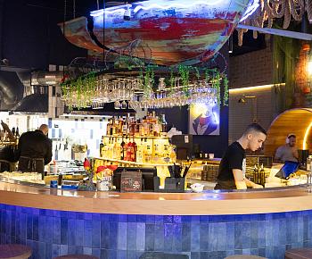 Моряк и Чайка на Кузнецком