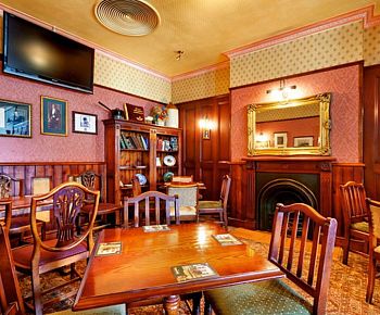 Churchill`s pub / Черчилль паб