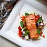 Филе нерки с овощами и рыбным соусом 