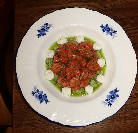 Настоишная «Под Усами»