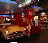 Beverly Hills Diner / Беверли Хиллс Дайнер (Никольская) закрыт фото 2