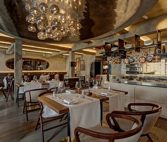 бронировать по телефону