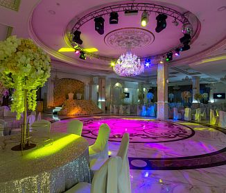 бронировать по телефону