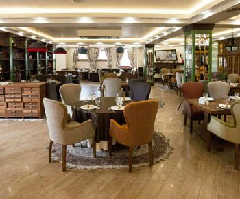 Гранатовый сад (Поречная ул.)