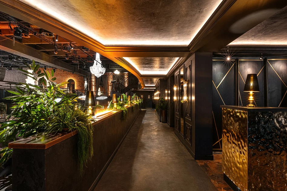 Дымзавод (Комсомольский) - средний счет  2000-3000р