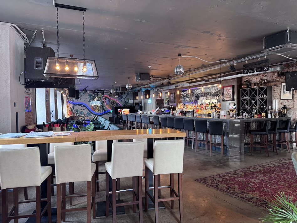 Perepel New Russian Bar - фотография № 1